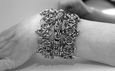 Bracelet-stacking